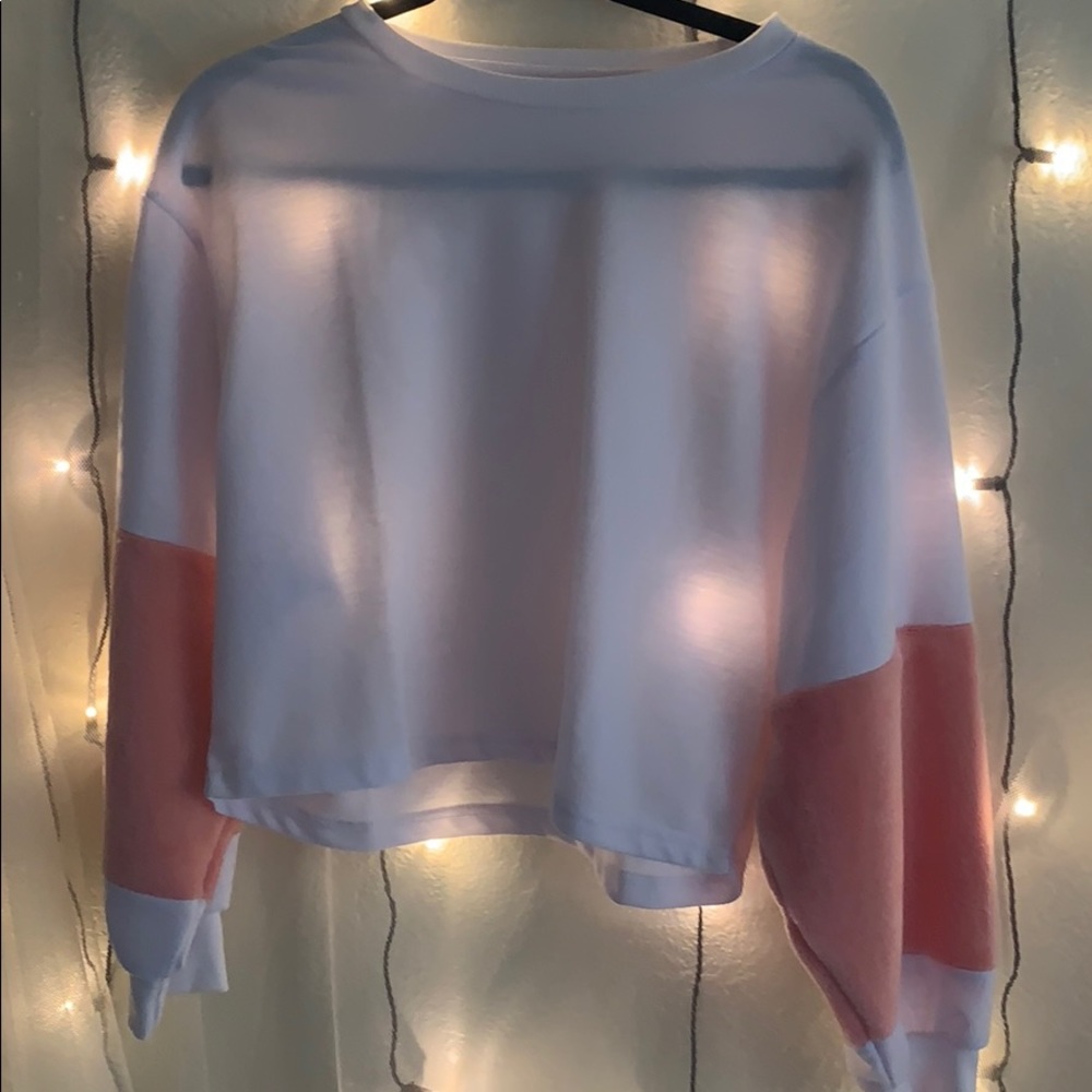 NEVER WORN white cropped sweater